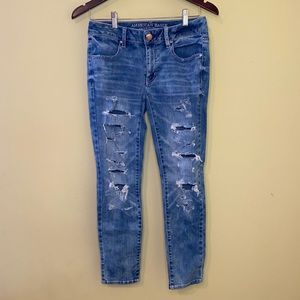 American Eagle Super Stretch Medium Wash Ankle Jegging Skinny Distressed Size 6